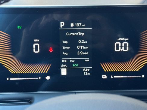 New 2026 Kia Carnival EX FWD image 25