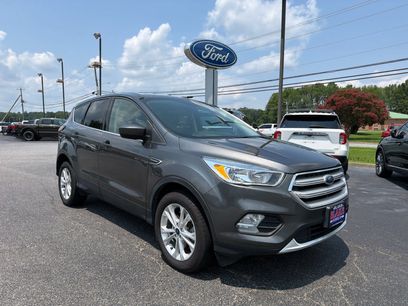 Used 2019 Ford Escape SE