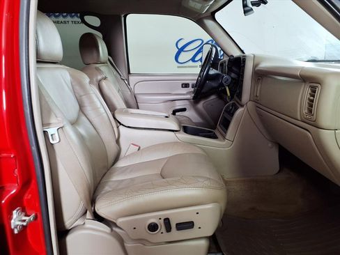 Used 2007 Chevrolet Silverado 2500 LT w/ Heavy-Duty Power Package image 13