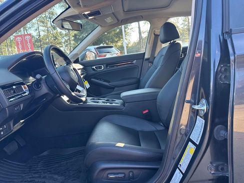 Used 2024 Honda Civic Touring image 16