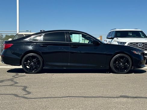 Used 2022 Honda Accord Sport image 3