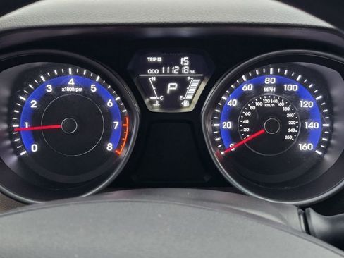 Used 2013 Hyundai Elantra GLS image 9