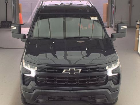 Used 2024 Chevrolet Silverado 1500 RST AWD/4WD image 3