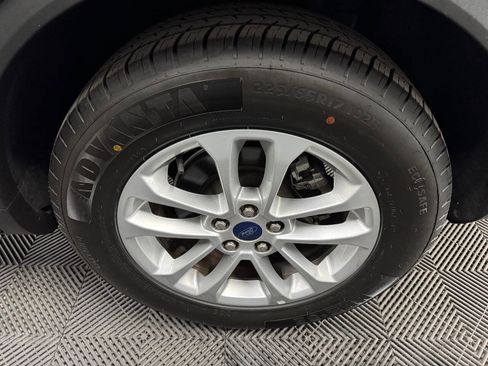 Used 2022 Ford Escape SE image 20