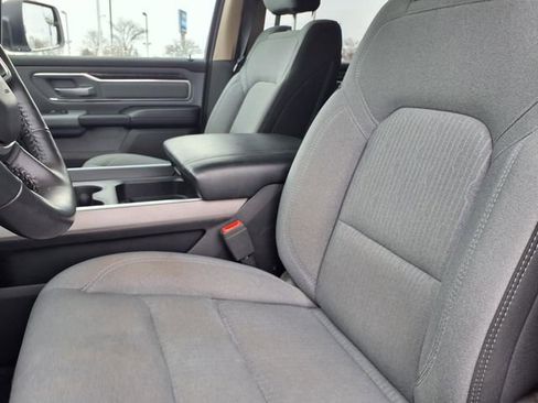 Used 2019 RAM 1500 Big Horn image 3