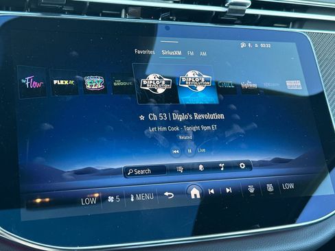 New 2026 Mercedes-Benz E 53 AMG e 4MATIC Sedan image 20