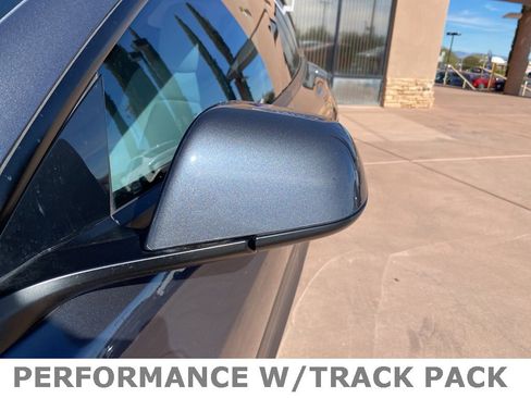 Used 2022 Tesla Model 3 Performance image 4