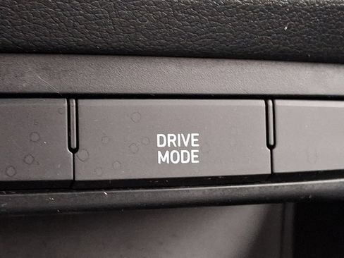 Used 2020 Hyundai Accent SEL image 24