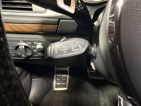 Used 2013 Audi S7 Prestige w/ Innovation Pkg image 17