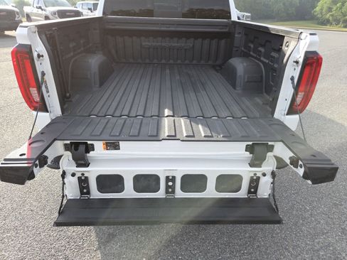 Used 2023 GMC Sierra 1500 Denali Ultimate AWD/4WD image 29