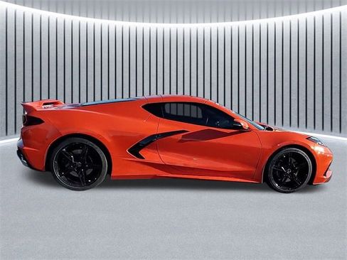 Used 2020 Chevrolet Corvette Stingray Coupe w/ Z51 Performance Package image 2