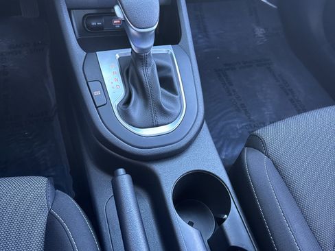 Used 2024 Kia Forte LXS image 15