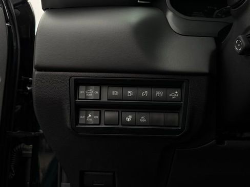 Used 2025 Toyota Tundra Platinum image 17