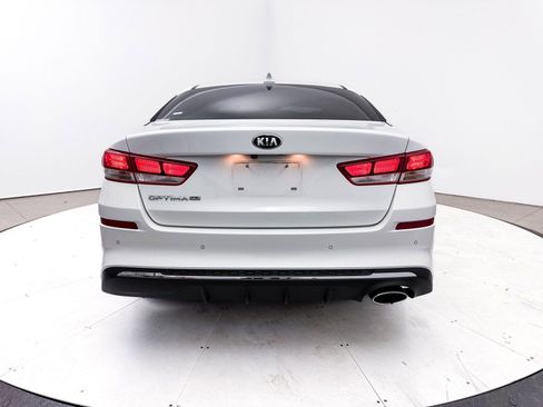 Used 2020 Kia Optima LX image 15