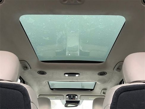 Used 2022 Hyundai Palisade Calligraphy image 17