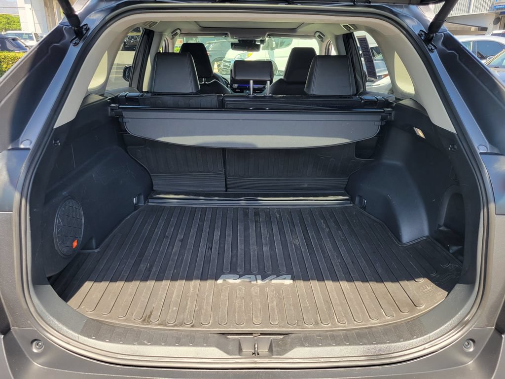 Used 2024 Toyota RAV4 Limited AWD/4WD image 23