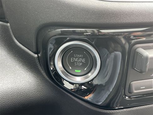 New 2026 GMC Sierra 1500 Elevation w/ Elevation Premium Package image 17