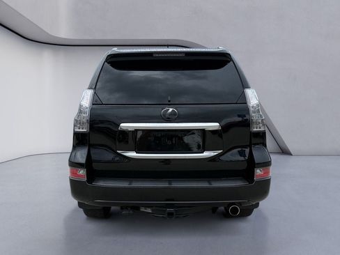 Used 2020 Lexus GX 460 Premium w/ Premium Package AWD/4WD image 4