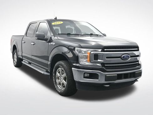 Used 2020 Ford F150 XLT w/ Equipment Group 302A Luxury image 3