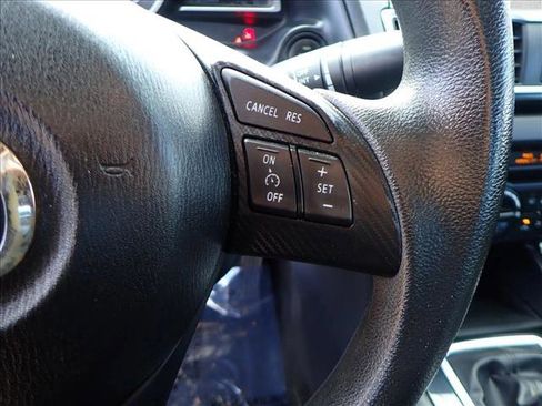 Used 2015 MAZDA MAZDA3 i Sport image 13