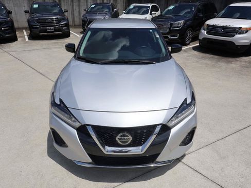 Used 2020 Nissan Maxima 3.5 S w/ Floor Mat Group FWD image 11