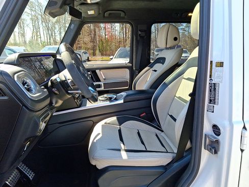 Used 2021 Mercedes-Benz G 63 AMG 4MATIC image 13