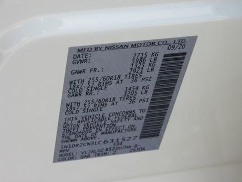 Used 2020 Nissan Pathfinder SL FWD image 25