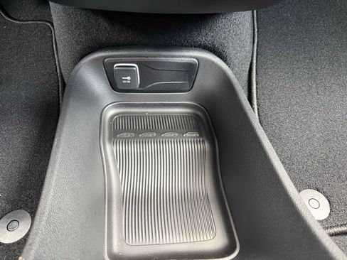 New 2026 Chrysler Pacifica Select image 23