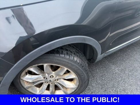 Used 2014 Ford Explorer XLT w/ Equipment Group 202A image 3