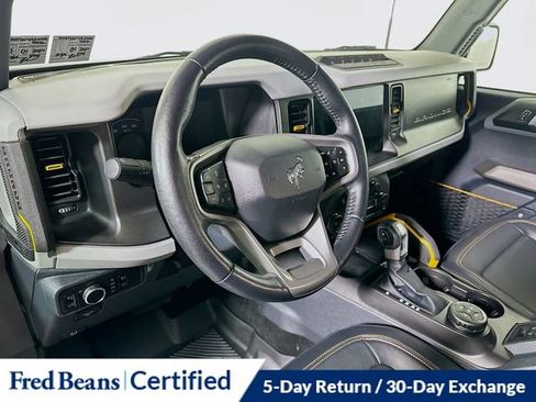 Used 2023 Ford Bronco Badlands AWD/4WD image 10