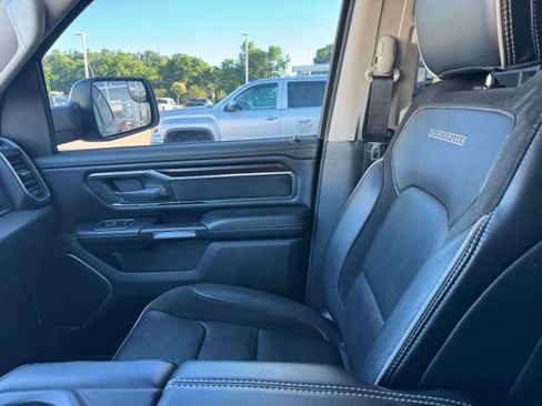 Used 2022 RAM 1500 Laramie AWD/4WD image 18