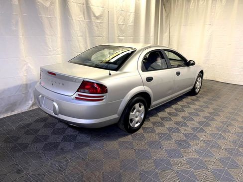 Used 2004 Dodge Stratus SE image 6