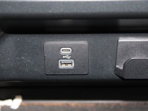 Used 2022 Ford F150 XLT AWD/4WD image 29