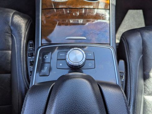 Used 2014 Mercedes-Benz E 350 Cabriolet image 28