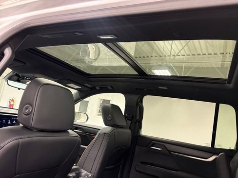 New 2026 GMC Acadia AT4 w/ Super Cruise Package image 40