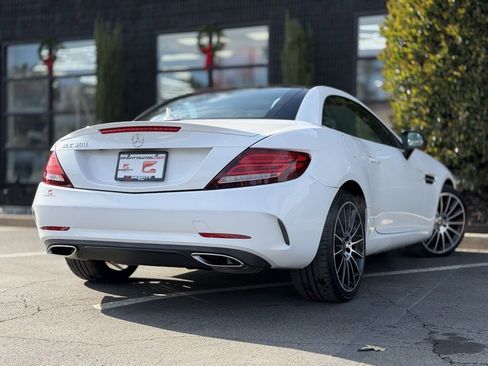 Used 2019 Mercedes-Benz SLC 300 image 13