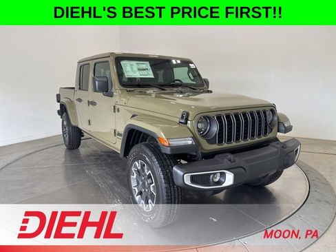 New 2026 Jeep Gladiator Sport AWD/4WD image 1
