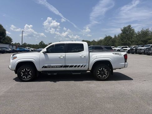 Used 2020 Toyota Tacoma SR w/ SR Convenience Package RWD image 5