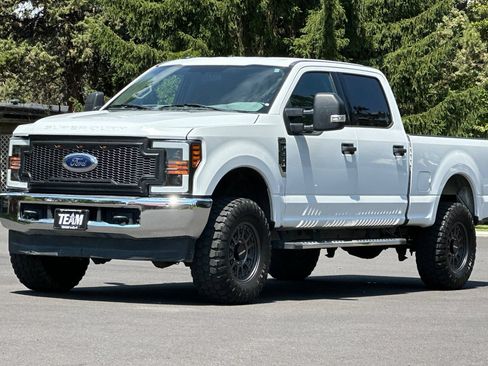Used 2019 Ford F250 XLT AWD/4WD image 8