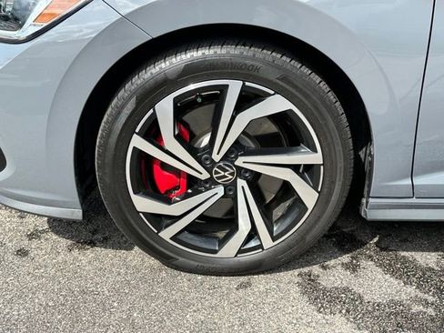 Used 2024 Volkswagen Jetta GLI Autobahn FWD image 9