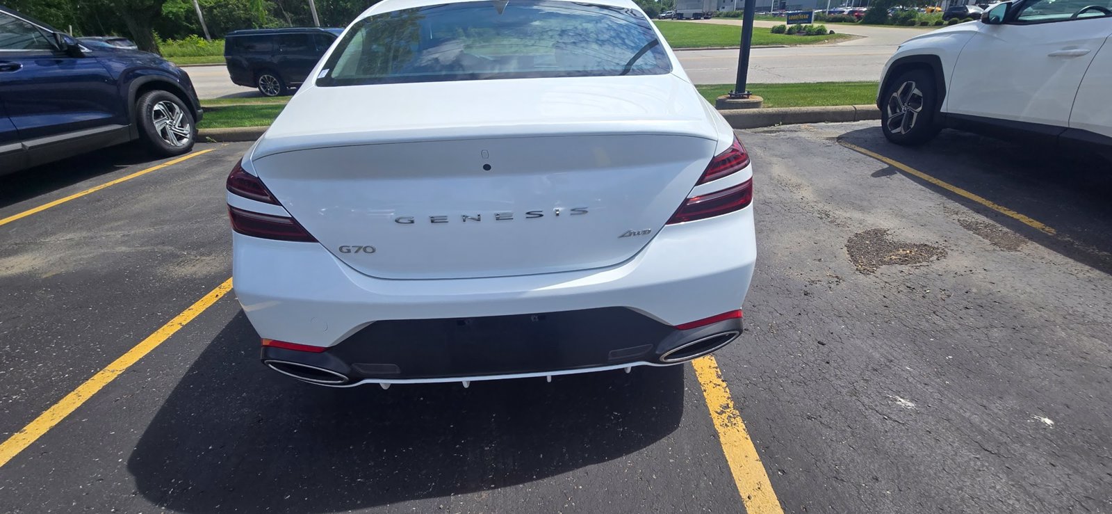 Certified 2026 Genesis G70 2.5T AWD/4WD image 14