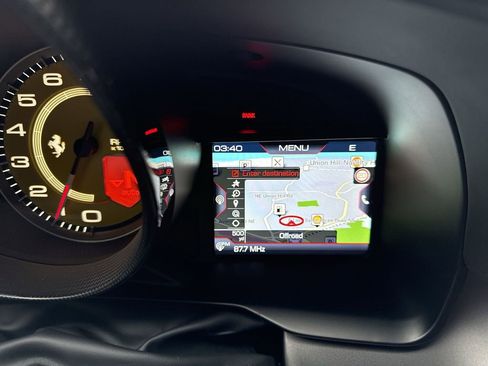 Certified 2022 Ferrari F8 Tributo RWD image 18