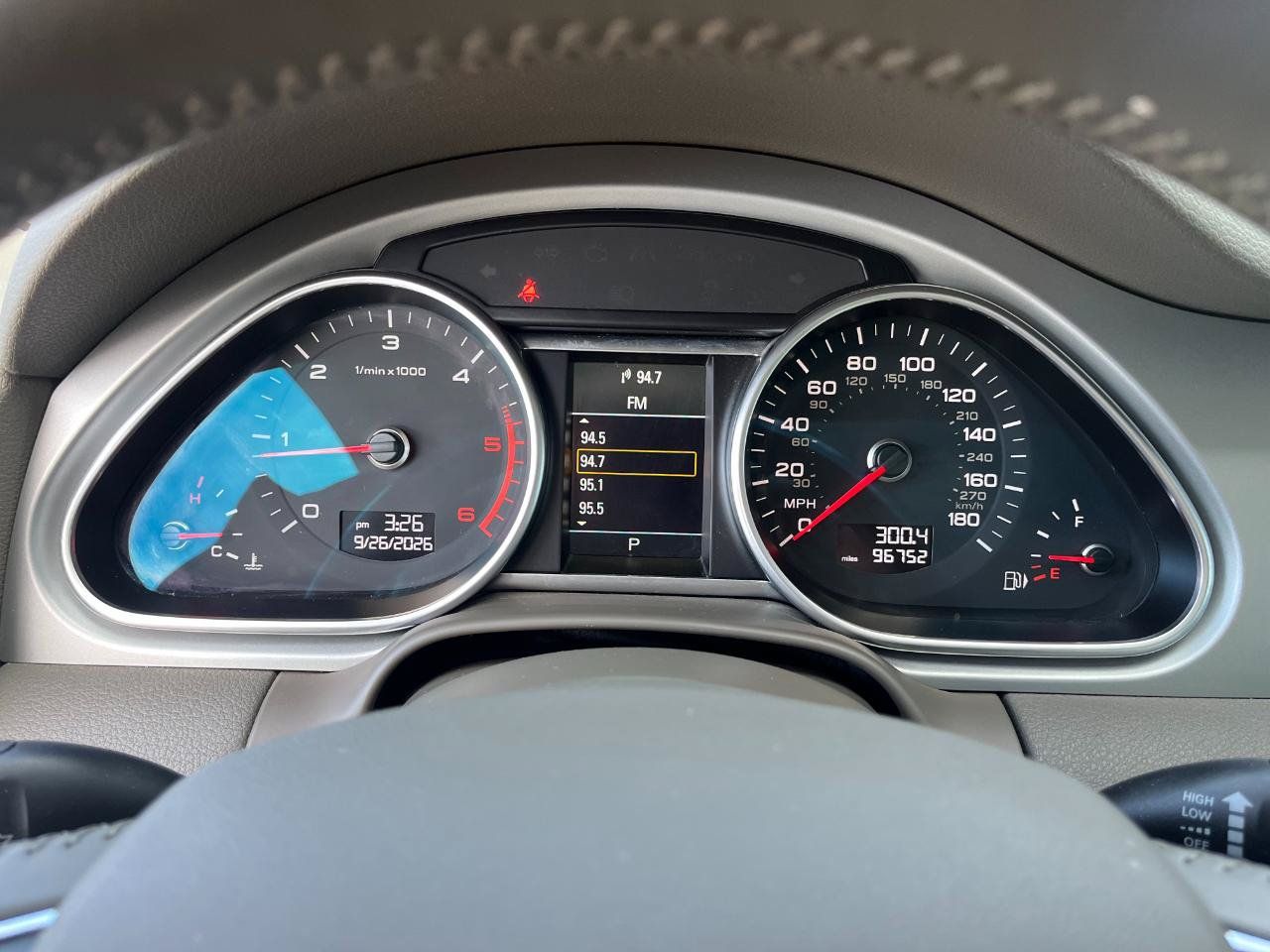 Used 2015 Audi Q7 TDI Premium Plus AWD/4WD image 32
