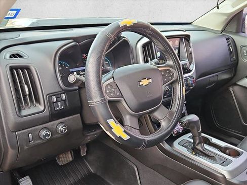 Used 2019 Chevrolet Colorado ZR2 w/ LPO, Premium Interior Package image 10
