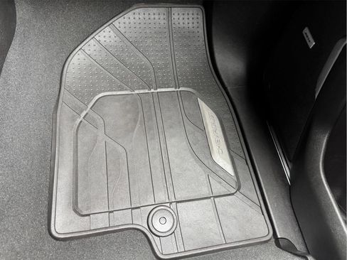 Used 2022 Chevrolet Suburban RST w/ Luxury Package image 20