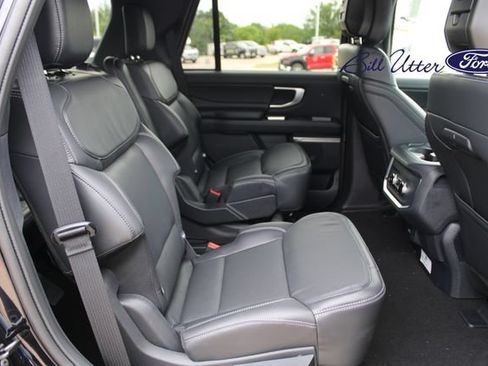 New 2026 Ford Expedition Platinum AWD/4WD image 9
