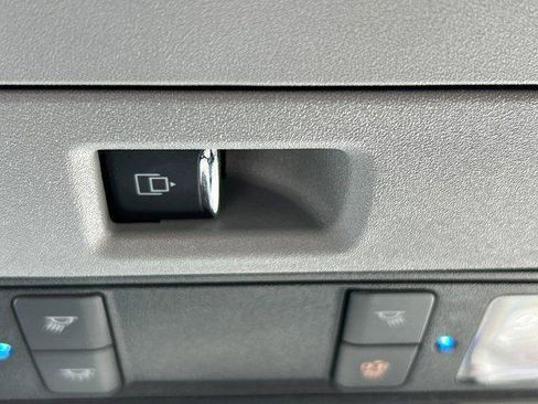 New 2025 Ford F150 XLT w/ Equipment Group 303A High image 48