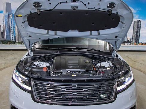 Used 2026 Land Rover Range Rover Velar Dynamic SE image 5