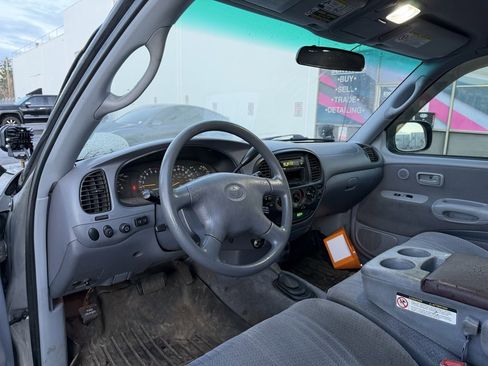 Used 2002 Toyota Tundra SR5 image 10