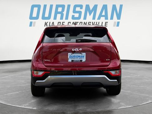 New 2025 Kia Niro EX Touring image 5